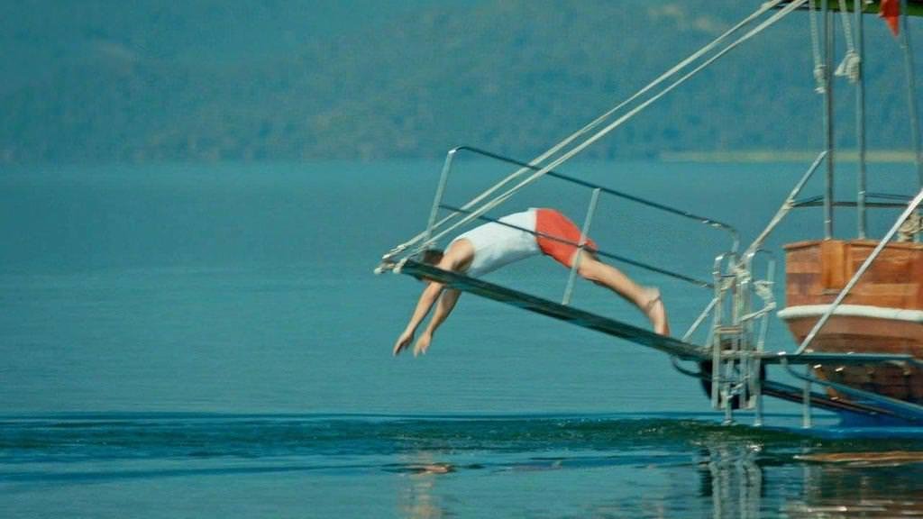 Aşk Engel Tanımıyor… 2. bölüm foto galeri