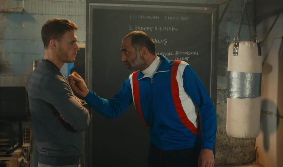 bu-sehir-arkandan-gelecek