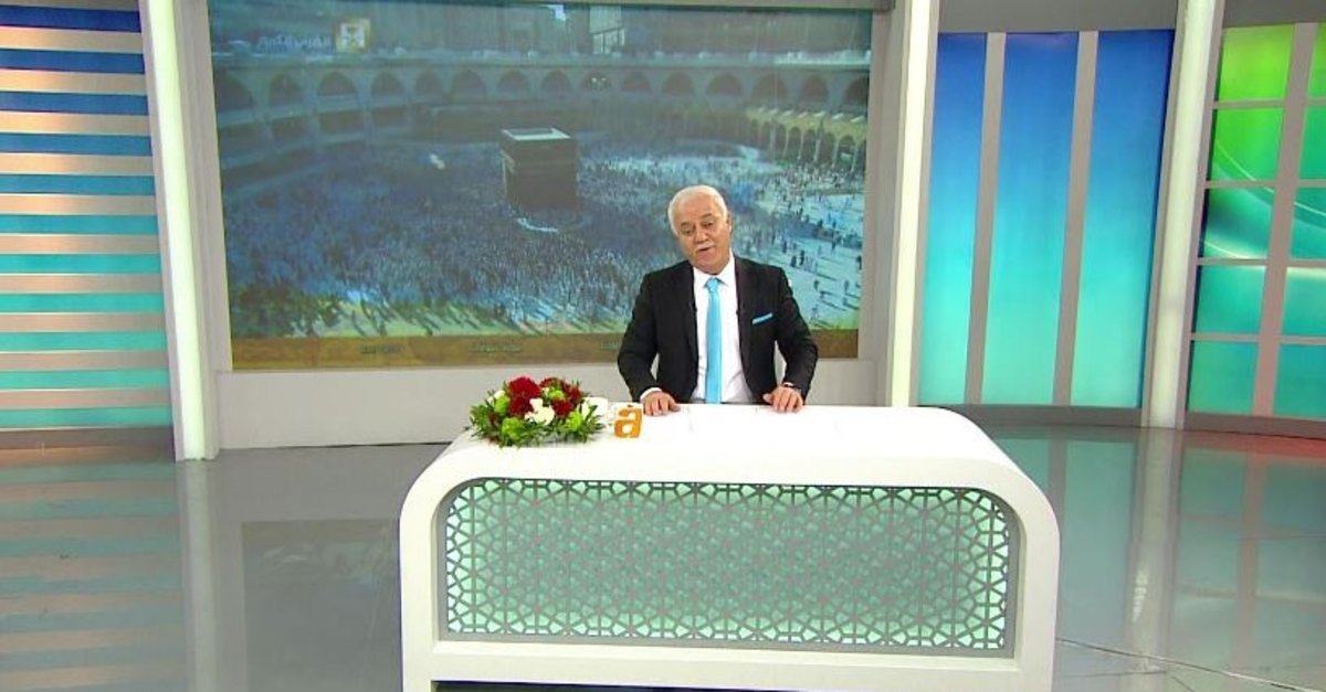 nihat-hatipoglu-sorularinizi-cevapliyor