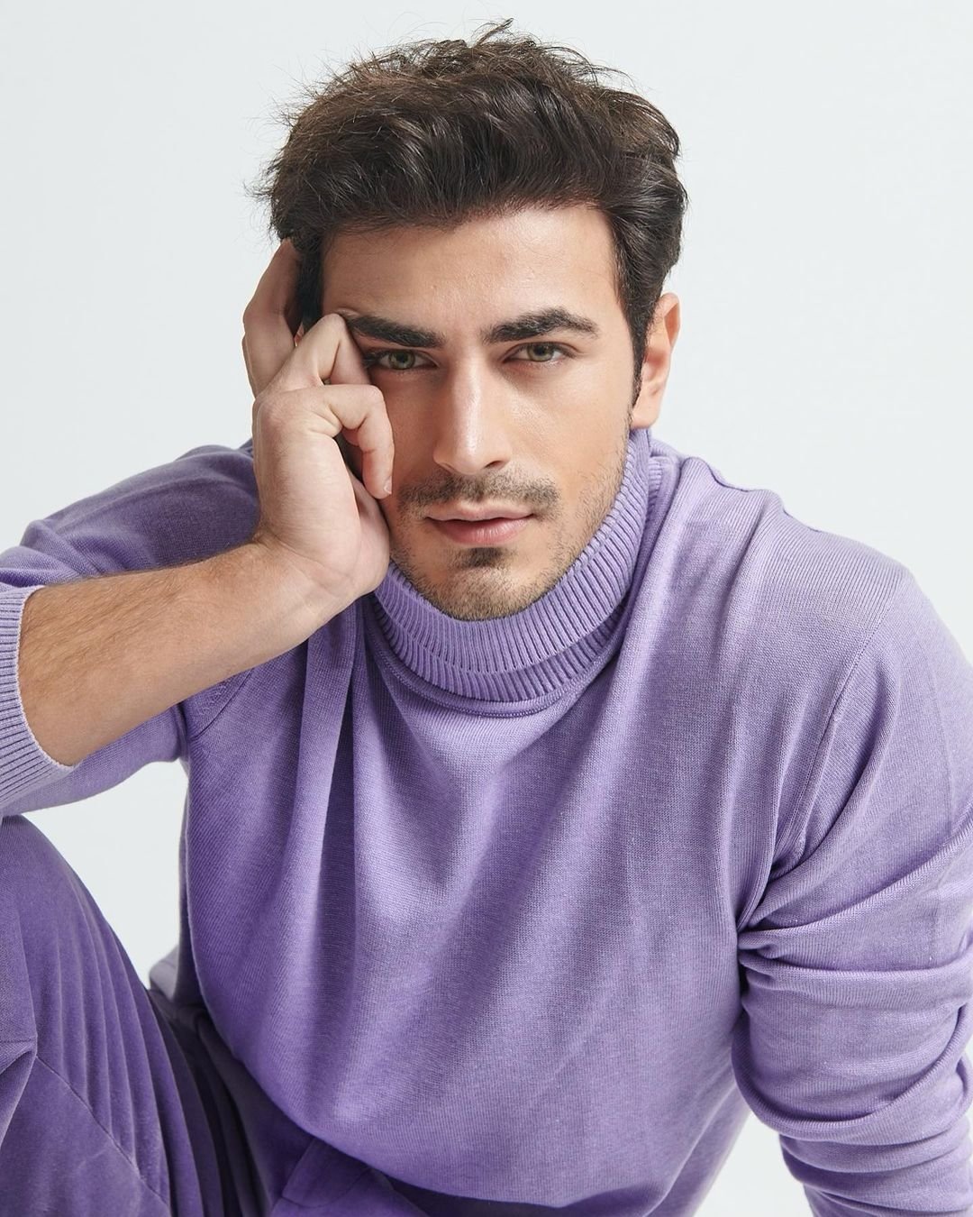 Üvey Anne'nin kadrosunda kimler var?