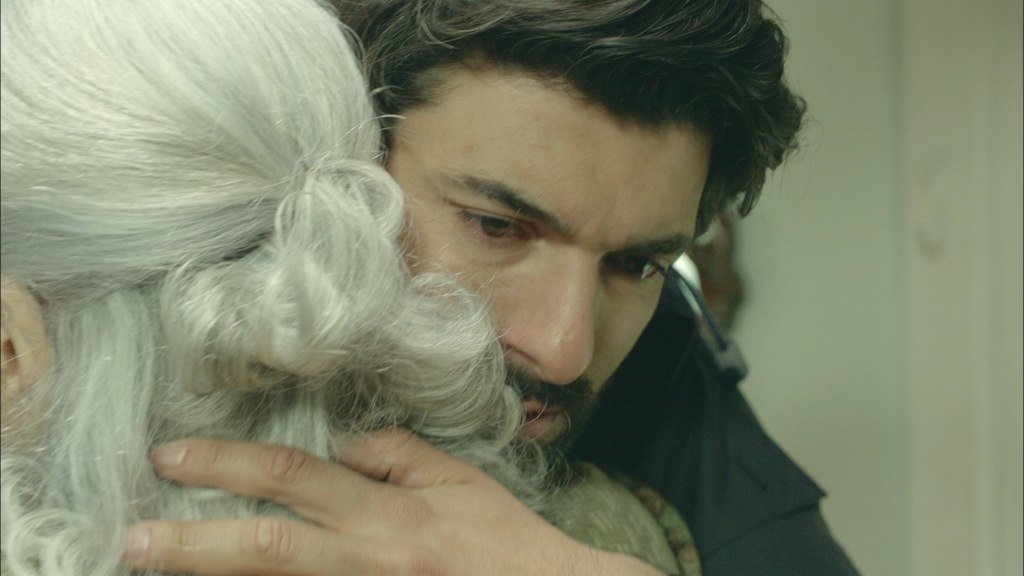 Tek çare kaçış 45.bölüm fotogaleri...