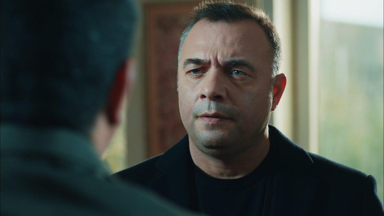 Kim bu istihbaratçı?