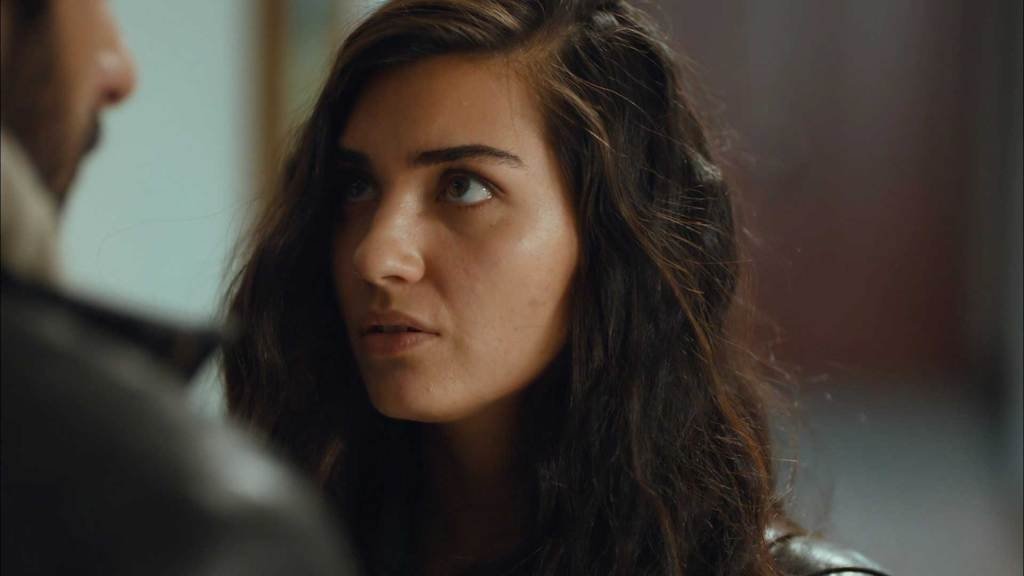 Tuba Büyüküstün resimleri