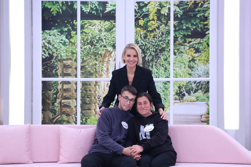 Yıllar sonra annesini Esra Erol’da buldu!