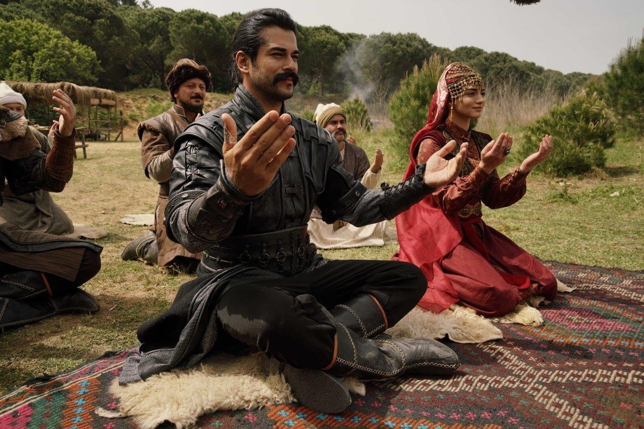 200 karede Kuruluş Osman 1. Sezon!