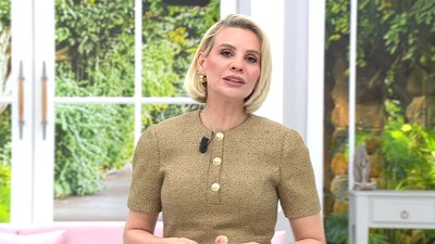 Esra Erol’da