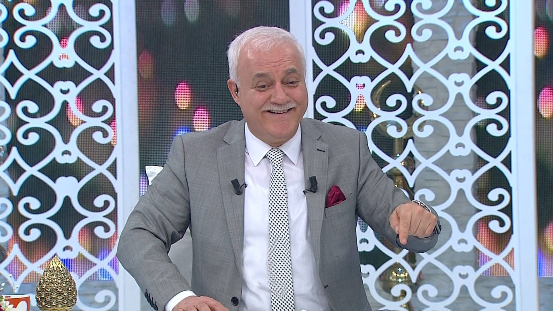 nihat-hatipoglu-ile-dosta-dogru