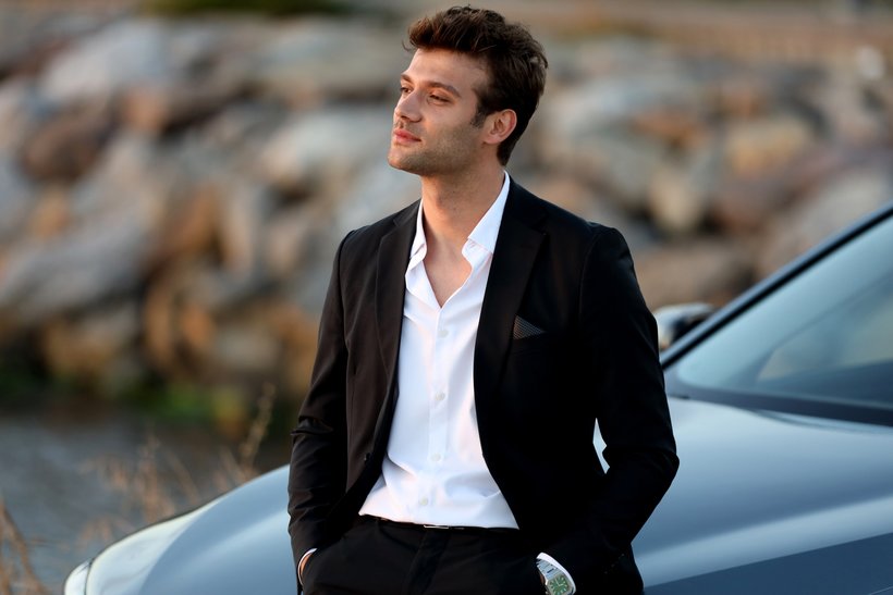 Aynadaki Yabancı hepimize ayna tutacak!