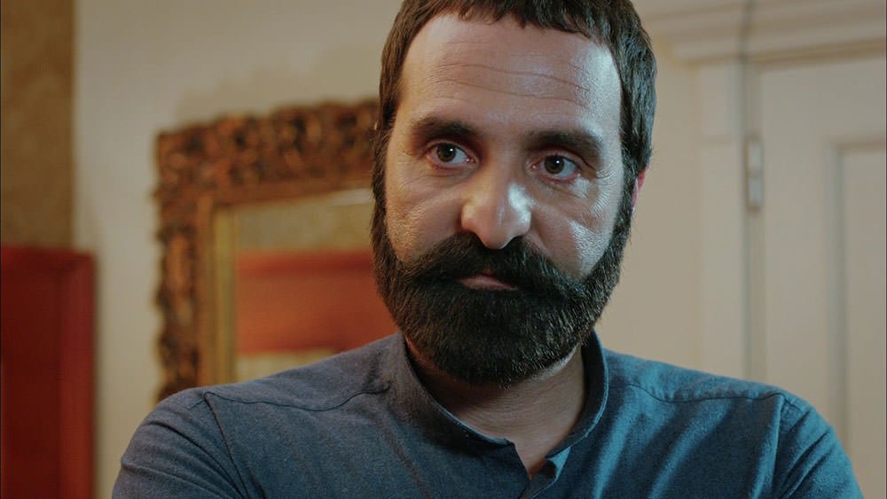 Kertenkele 24. bölüm replik galerisi