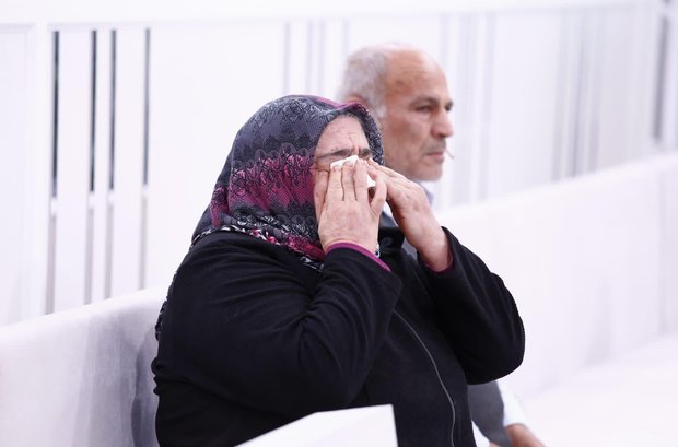 Esra Erol kayıp kızı 10 dakikada buldu