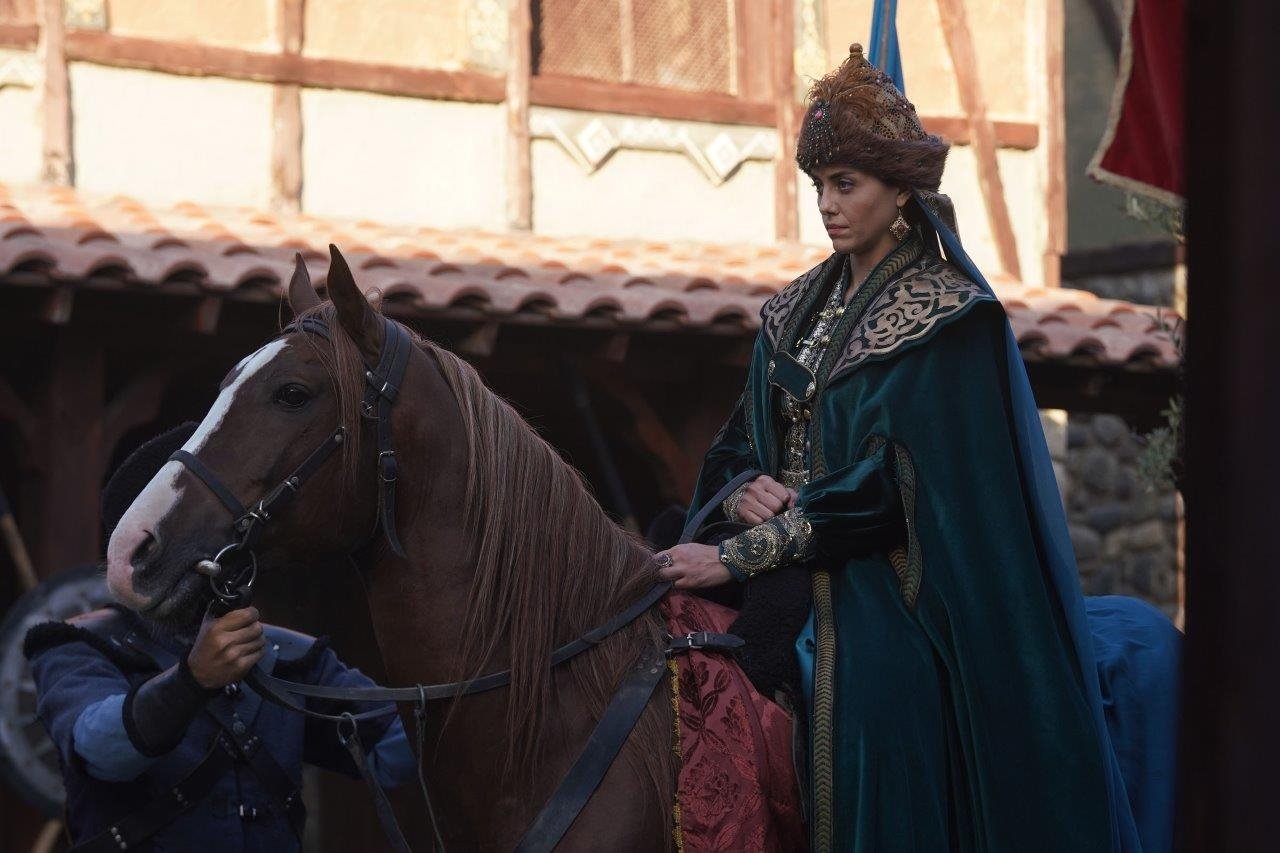 Kuruluş Osman açık ara birinci