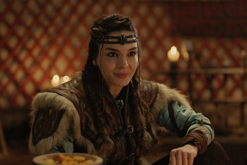 Akkız, Batuga'nın Han olmasını teklif eder