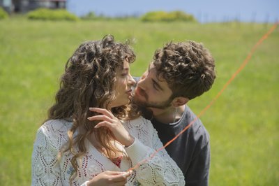 Buse Meral'den ukulele performansı