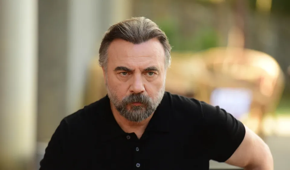 Ben Bu Cihana Sığmazam