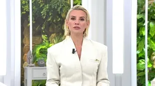 Esra Erol’da