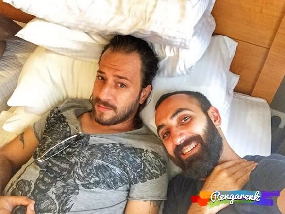 Rengarenk setinde neler oluyor?