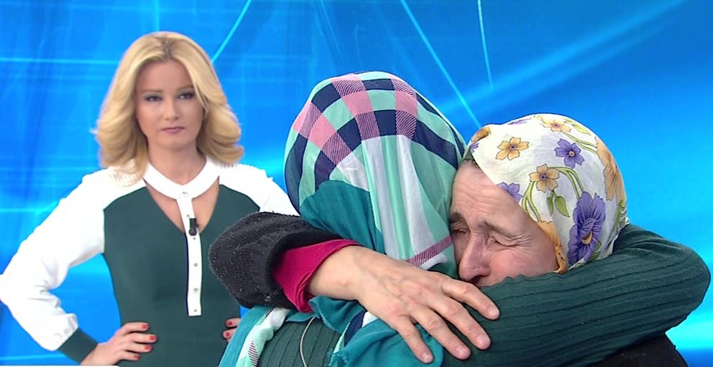 muge-anli-ile-tatli-sert