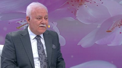 Bir insana gıyabında dua eden melekler