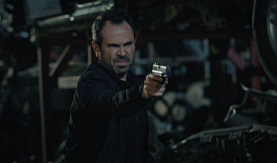 eskiya-dunyaya-hukumdar-olmaz