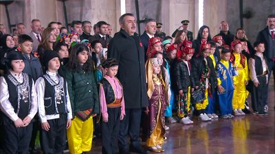 Devlet erkanı Anıtkabir’de...
