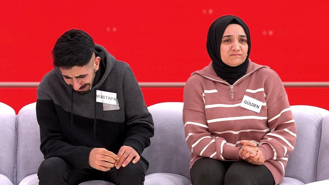 Koca evinden terlikleriyle kaçmıştı...