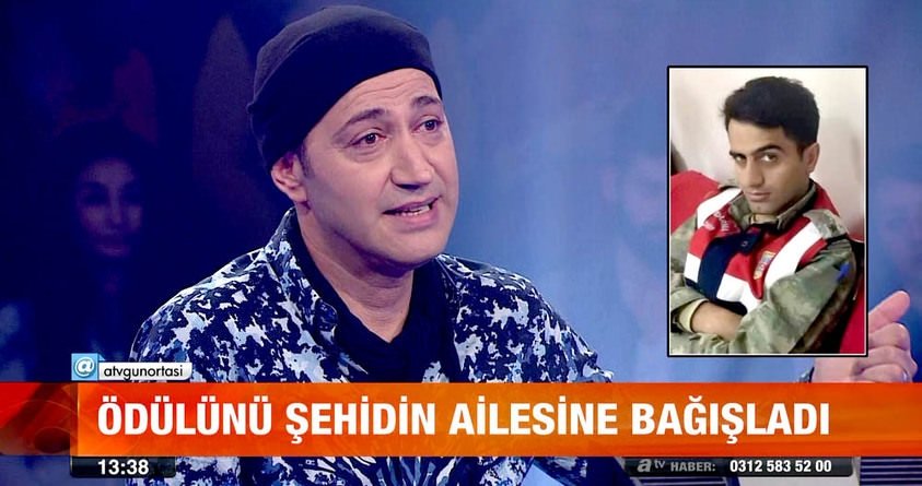 Ödülünü şehit ailesine bağışladı