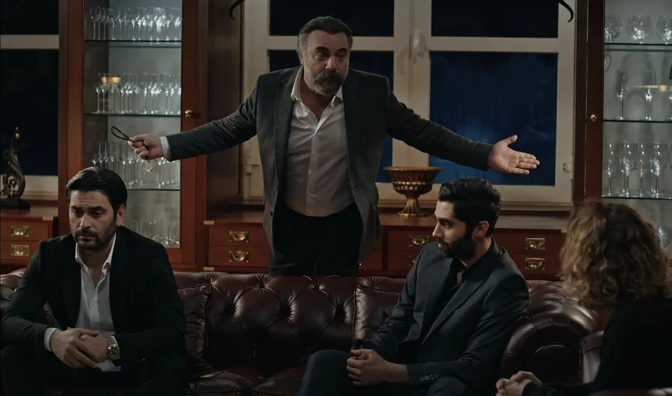 Benden habersiz yapılan her şey yanlıştır