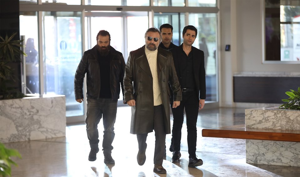 eskiya-dunyaya-hukumdar-olmaz