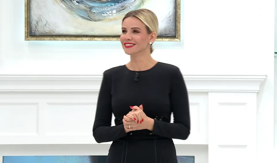 Esra Erol’da