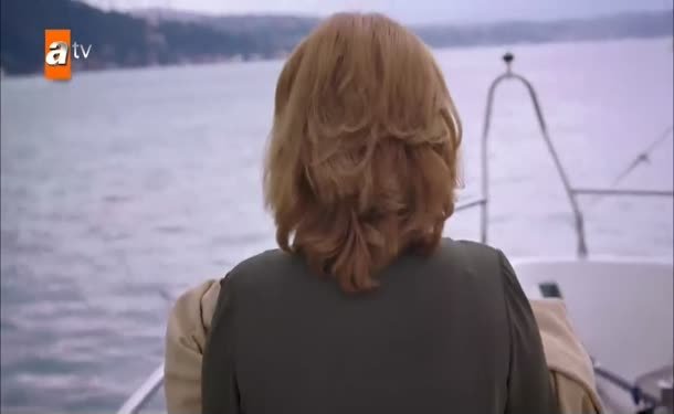 Semra, Asiye’nin bebeğiyle denize atladı!