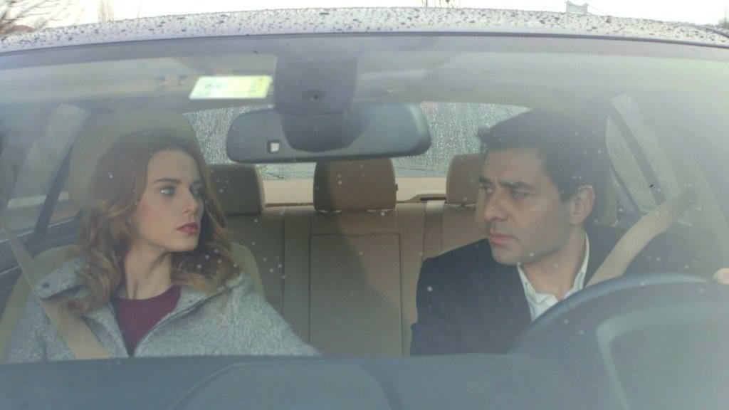 Leyla, çıkmaza giriyor! 14. Bölüm fotogaleri