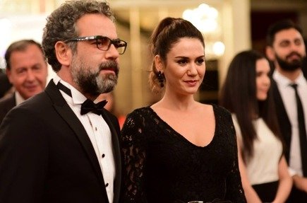 Men qiz bolalikda tugatdim. Onlayn porno tomosha qilish.