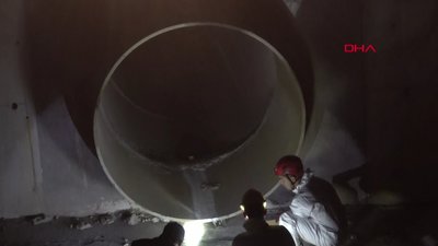 Kanalizasyonda hırsız aradılar