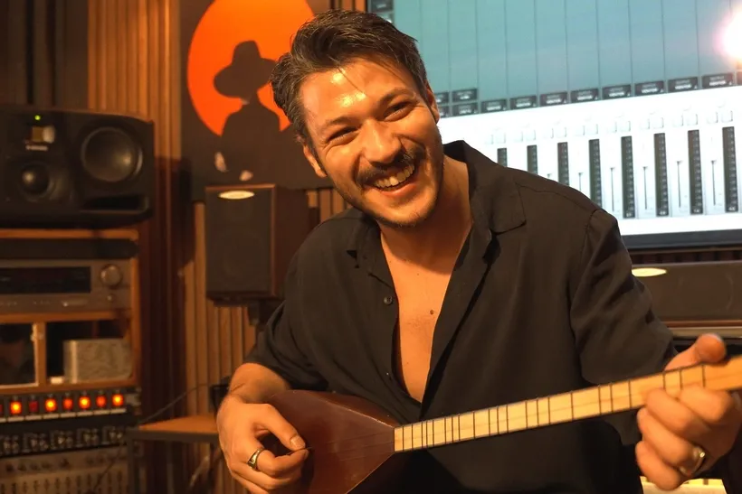 Kubilay Aka 'Mercan Köşk' için stüdyoya girdi
