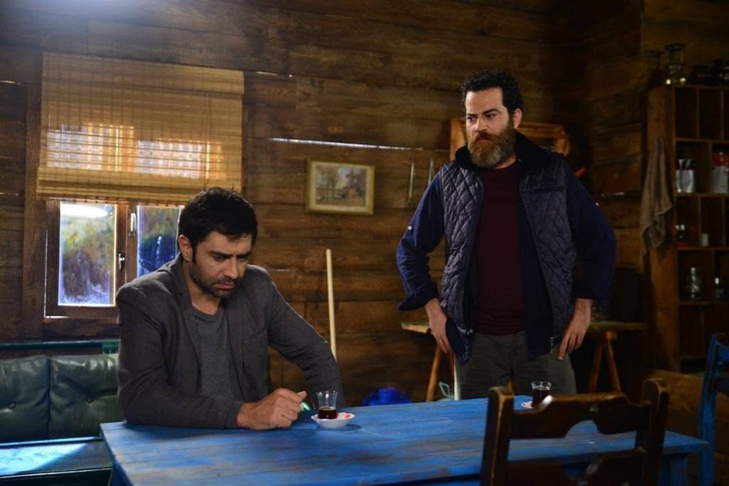 Yolları kesişiyor... 2. bölüm fotogaleri