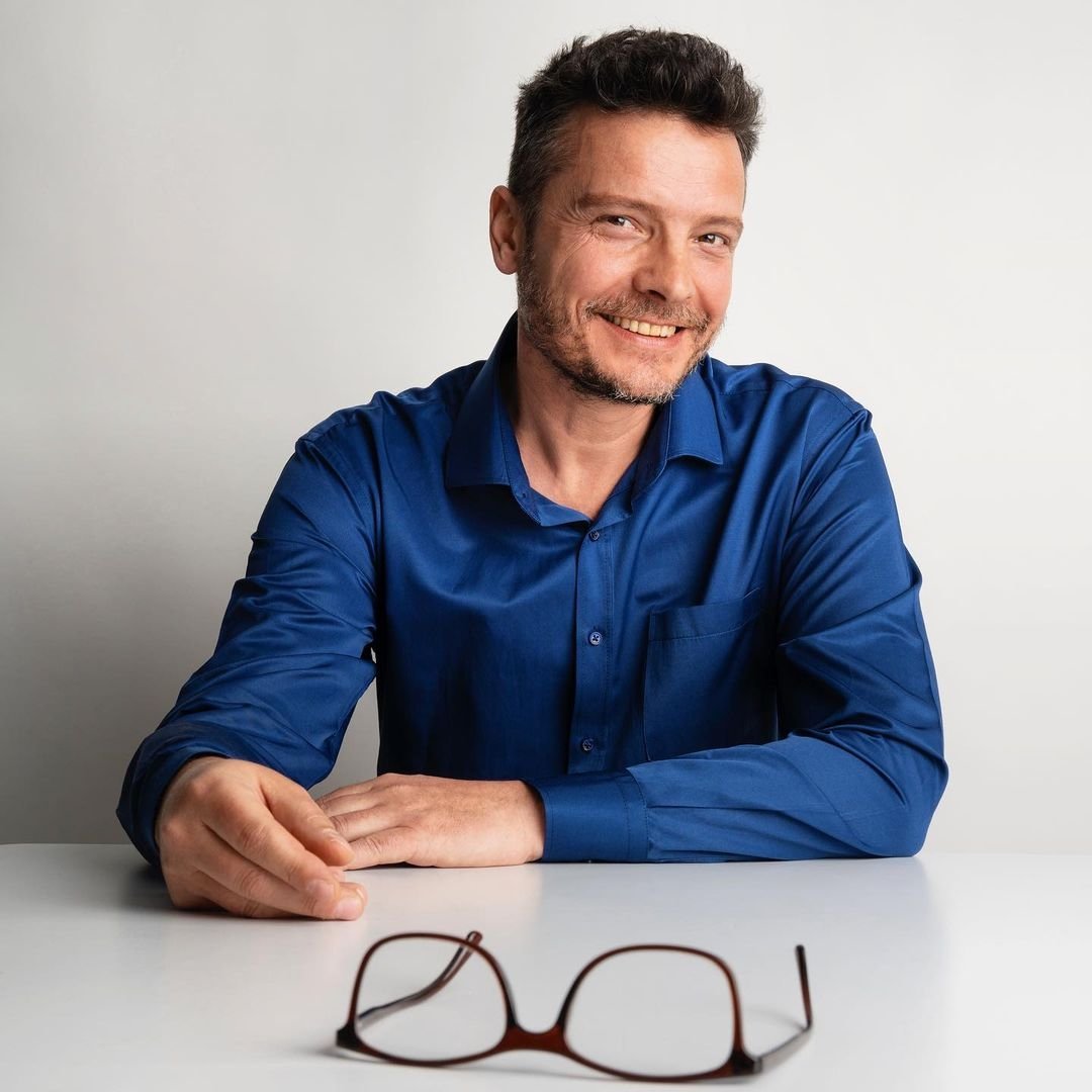 Üvey Anne'nin kadrosunda kimler var?