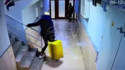 Güllü’nün kızı böyle kaçmaya çalıştı