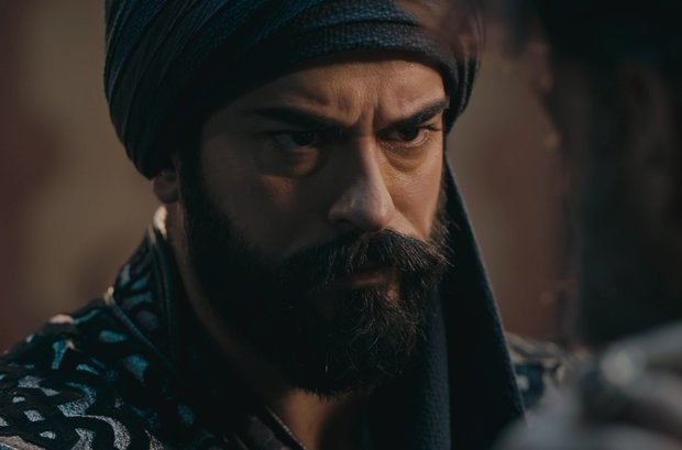 Osman Bey ve Bamsı Bey karşı karşıya