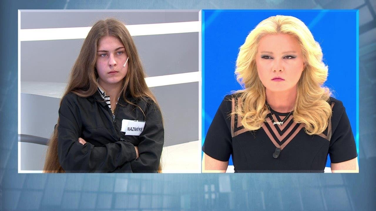 Nazmiye ablasının cenazesinden kaçtı!