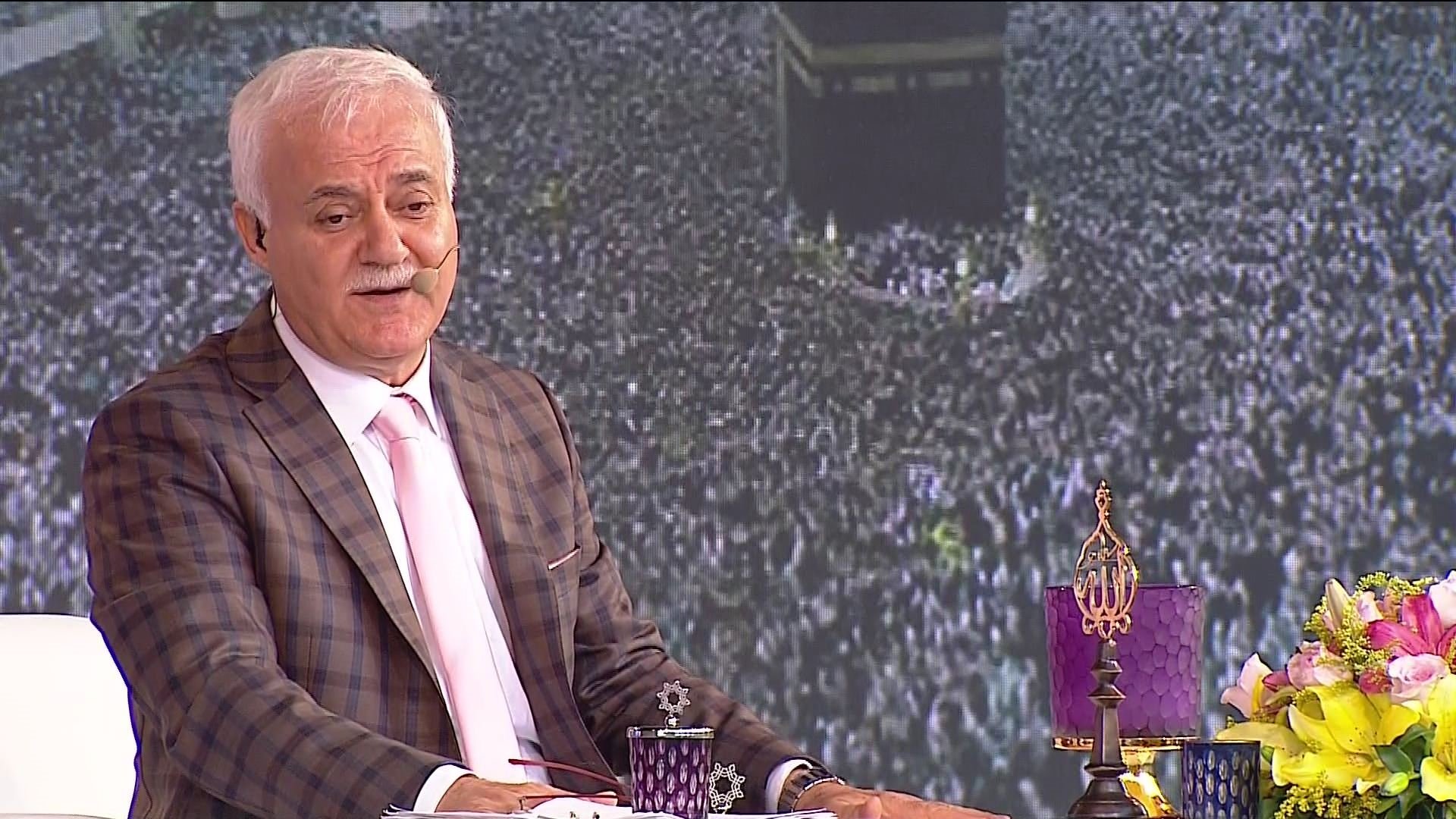 nihat-hatipoglu-ile-iftar