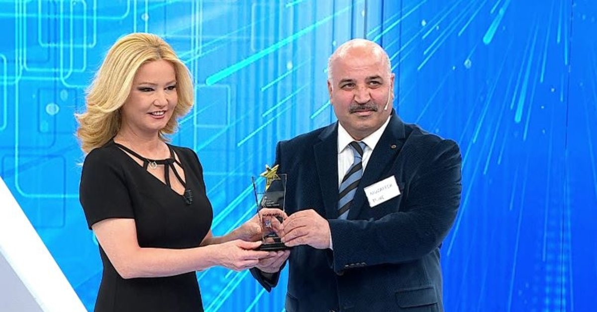 muge-anli-ile-tatli-sert