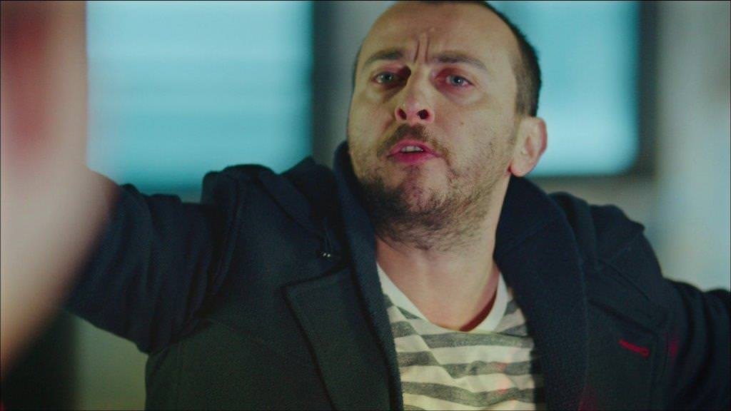 Mutlu Ol Yeter 1. Bölüm replik galerisi