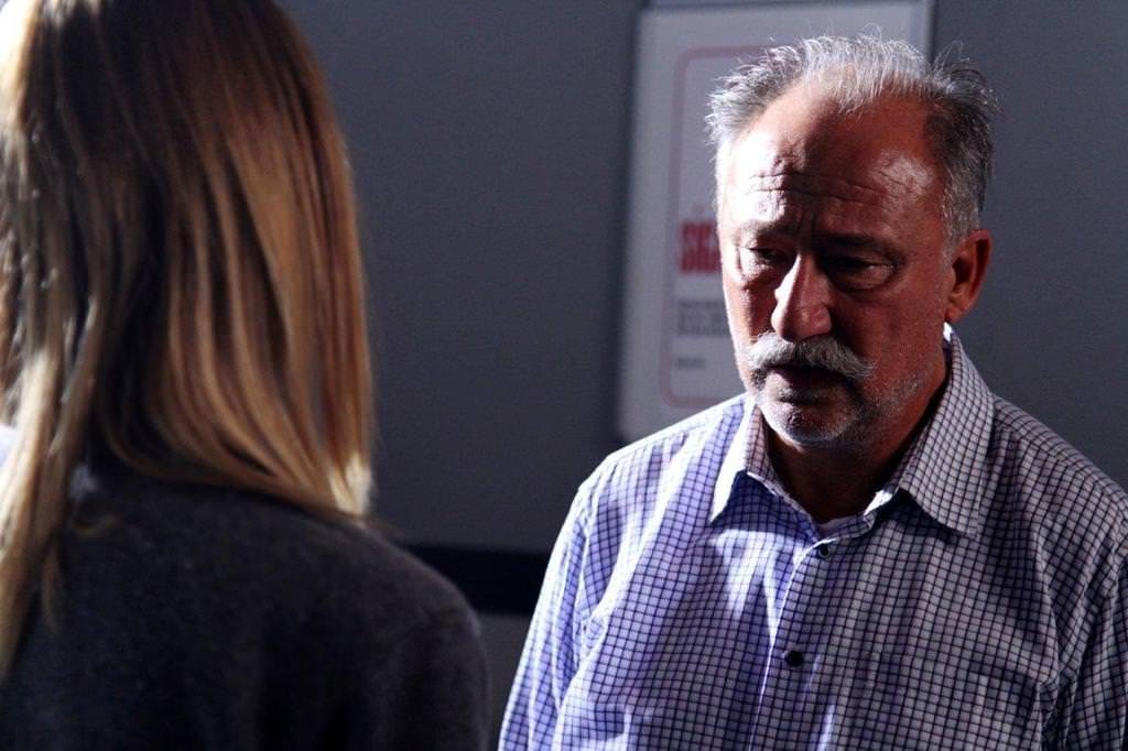 Büyük bir yalanın içinde…28.bölüm foto galeri