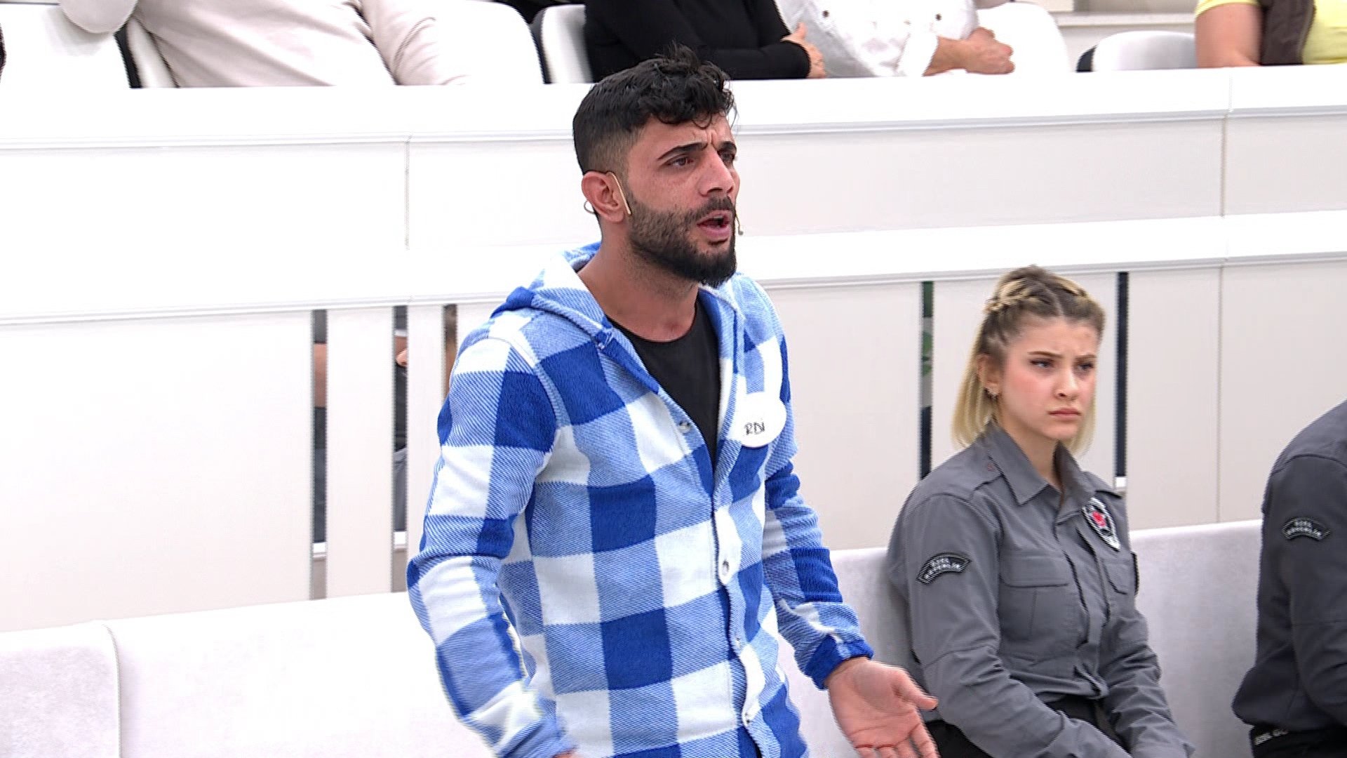 Sosyal medya fenomenine "Anne terliği" şoku...