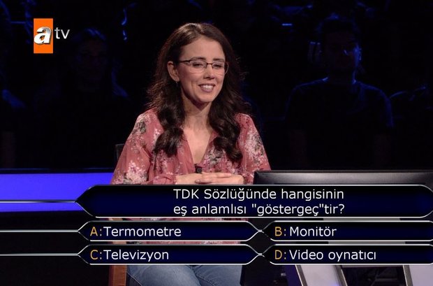 TDK Sözlüğünde hangisinin eş anlamlısı "göstergeç"tir?