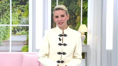 Esra Erol’da