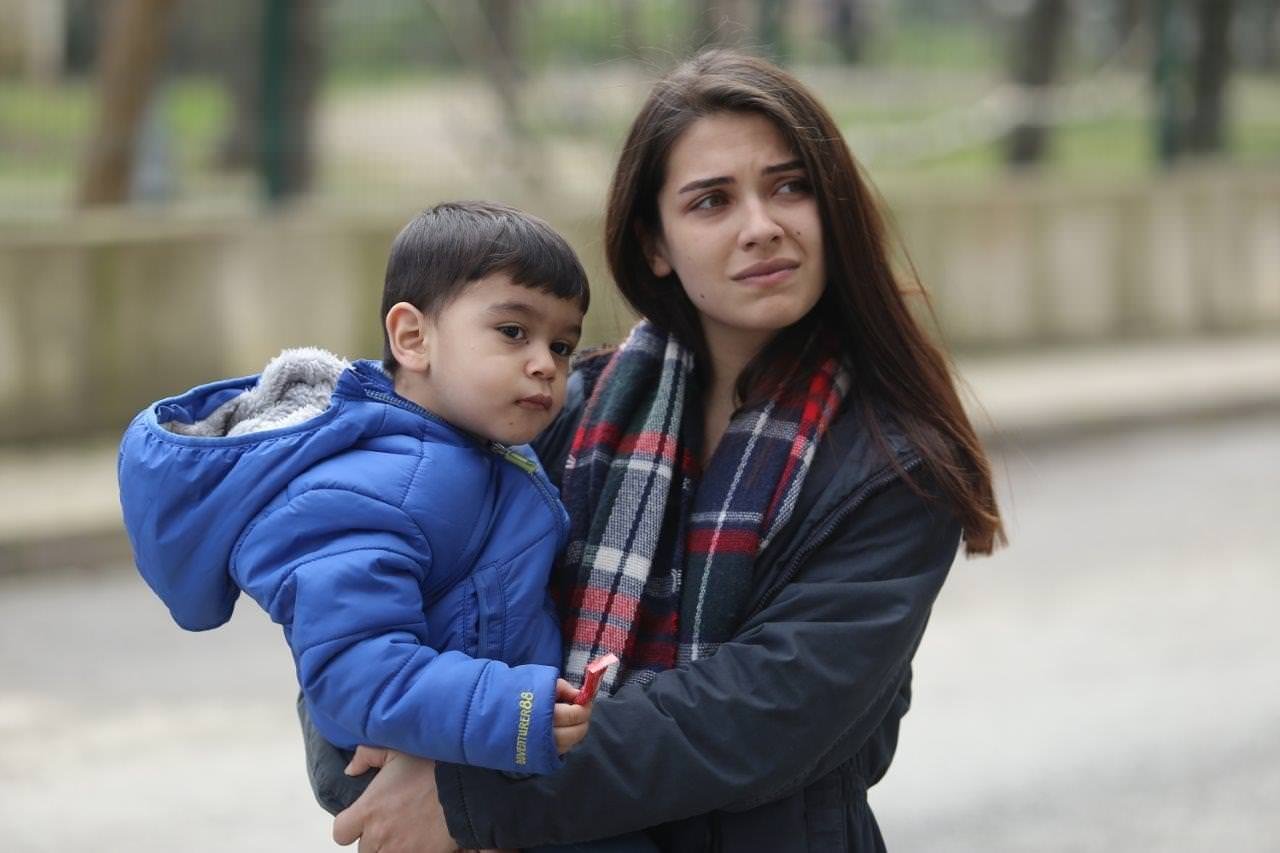 100 karede 100 bölüm