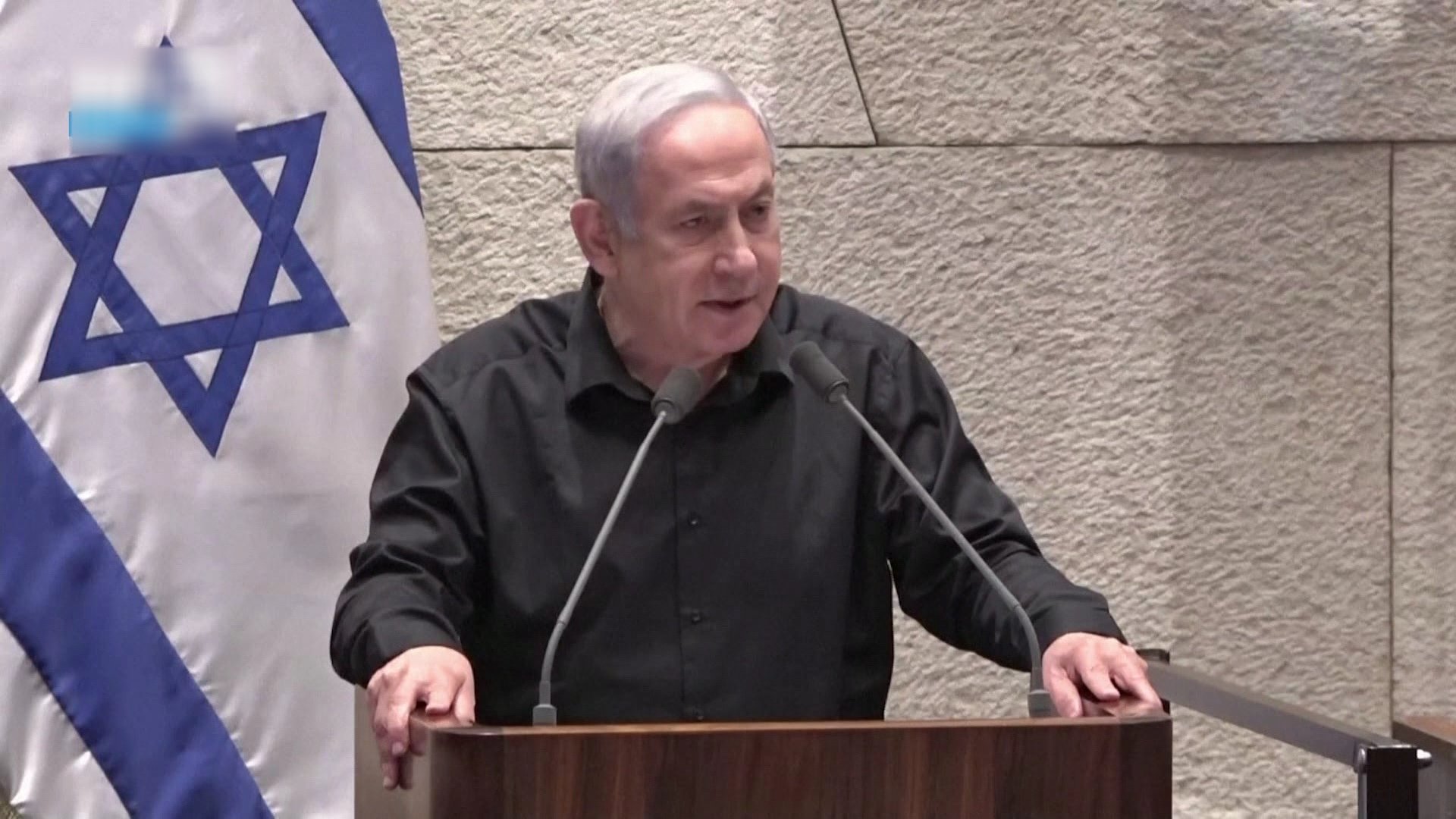 İsrail, Gazze'de hastane bombaladı! Yüzlerce ölü var...