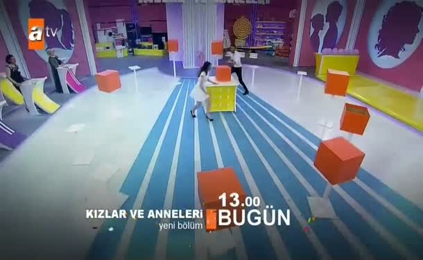 Kızlar ve Anneleri
