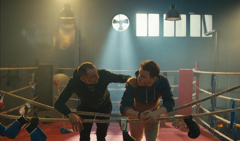 bu-sehir-arkandan-gelecek